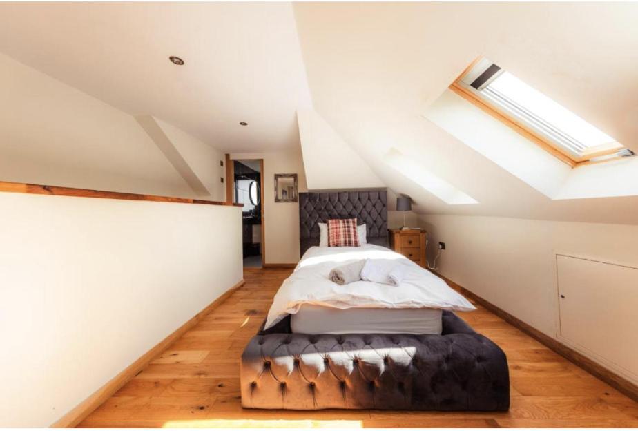 Luxury Cottage With Stunning Views Near Fairy Pools - School House 3 Carbost  Esterno foto