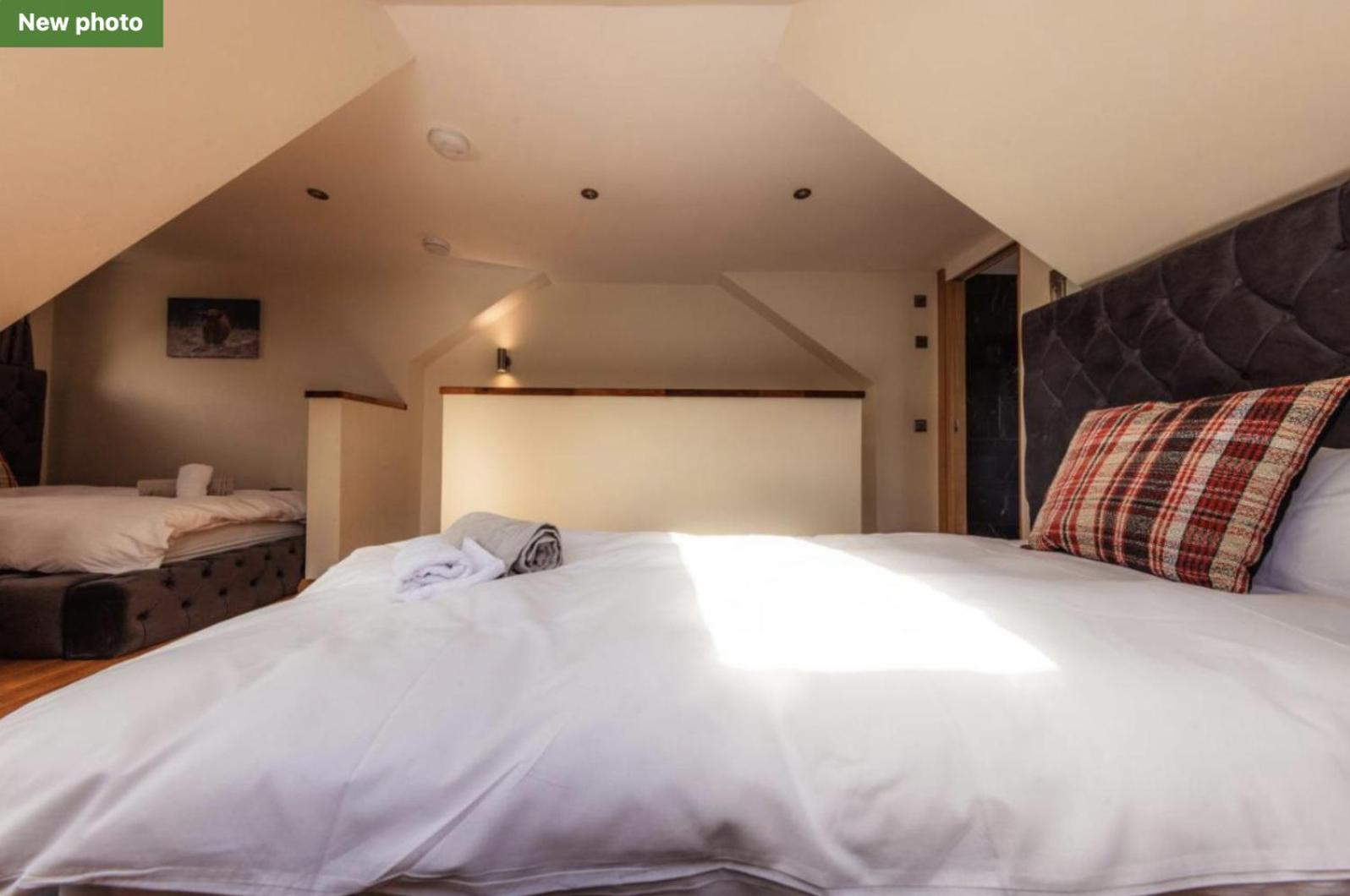 Luxury Cottage With Stunning Views Near Fairy Pools - School House 3 Carbost  Esterno foto
