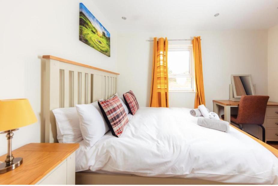 Luxury Cottage With Stunning Views Near Fairy Pools - School House 3 Carbost  Esterno foto